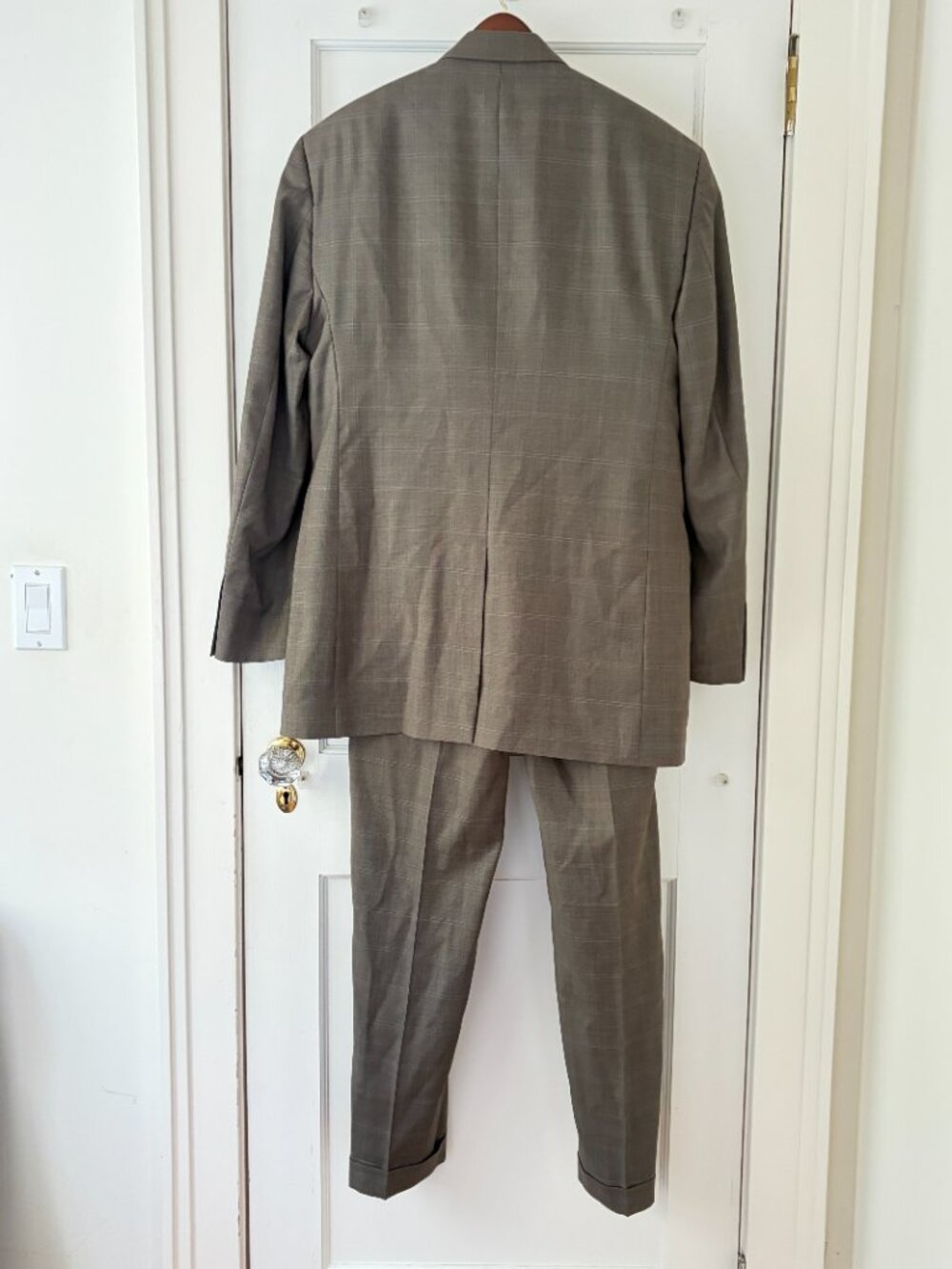 Jos. A. Bank Wool Suit 43 L 37 L Brown Signature Gold - Picture 3 of 14